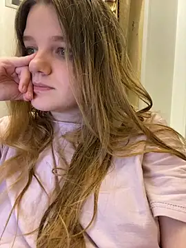 Snapshot of -MimmiLissa- chatting on 11-10-25, 08:08 -MimmiLissa- online show from 11-10-25, 08:08