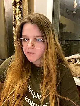 Snapshot of -MimmiLissa- chatting on 11-25-25, 06:08 -MimmiLissa- online show from 11-25-25, 06:08