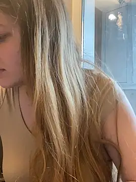 -MimmiLissa- online show from 04-06-26, 01:23