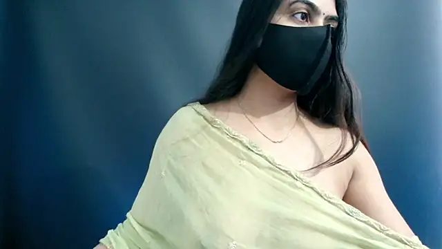 Snapshot of DesiZoya chatting on 04-21-26, 03:57 DesiZoya online show from 04-21-26, 03:57