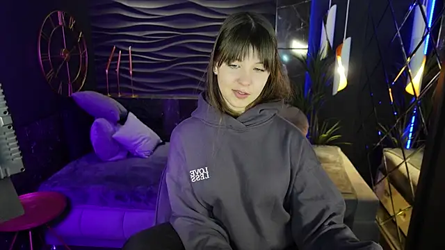 Snapshot of ElizaMild chatting on 02-25-25, 07:47 ElizaMild online show from 02-25-25, 07:47