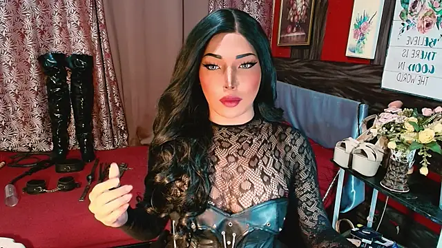 trixxielicious online show from 05-11-26, 03:07