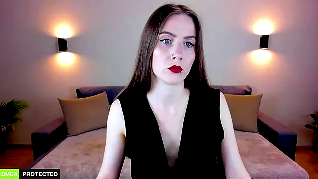 Snapshot of TheWoman__ chatting on 09-23-25, 06:44 TheWoman online show from 09-23-25, 06:44