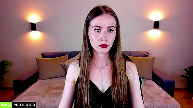 Snapshot of TheWoman__ chatting on 10-21-25, 06:19 TheWoman online show from 10-21-25, 06:19