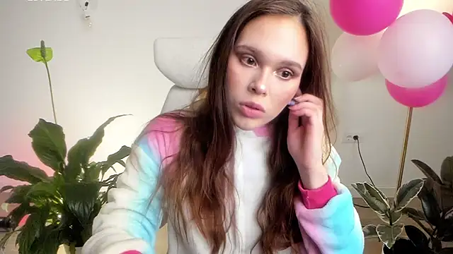 Snapshot of Pokemeboy chatting on 03-13-25, 09:16 Pokemeboy online show from 03-13-25, 09:16