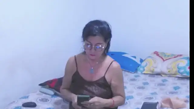 Snapshot of sexycristina_2 chatting on 07-02-26, 03:18 sexycristina 2 online show from 07-02-26, 03:18