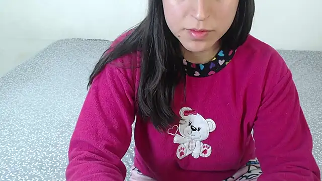 Snapshot of Chanelsexyy chatting on 09-21-25, 06:48 Chanelsexyy online show from 09-21-25, 06:48