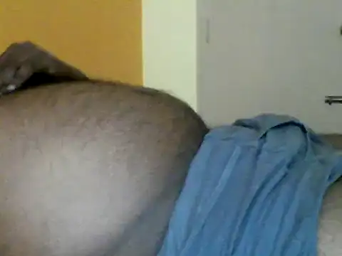 Snapshot of Indianguymohan chatting on 02-13-25, 04:28 Indianguymohan online show from 02-13-25, 04:28