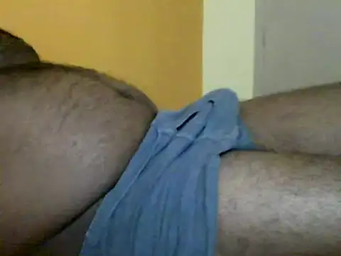 Snapshot of Indianguymohan chatting on 03-18-25, 04:48 Indianguymohan online show from 03-18-25, 04:48