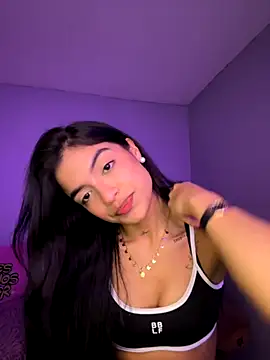 Snapshot of Sammy_pink chatting on 11-26-25, 03:29 Sammy pink online show from 11-26-25, 03:29