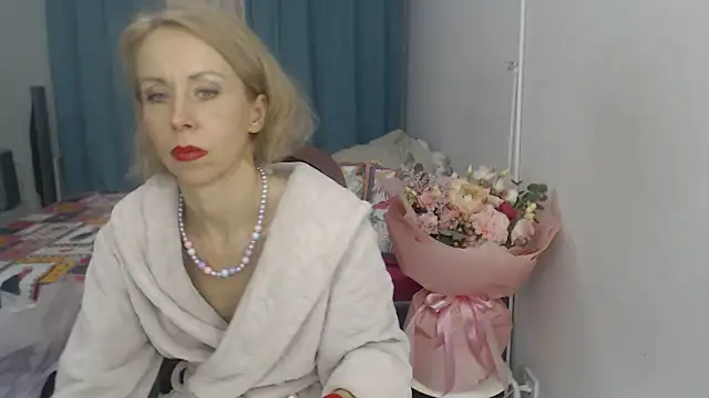 LuxuryNika online show from 01-26-25, 07:41