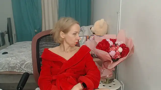 LuxuryNika online show from 02-01-25, 08:47