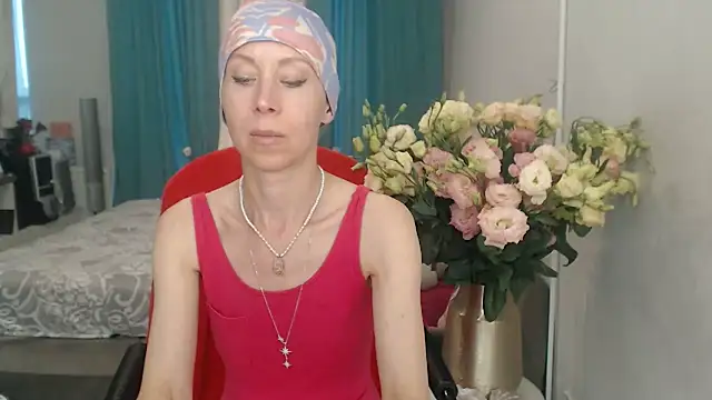 LuxuryNika online show from 07-17-26, 04:56
