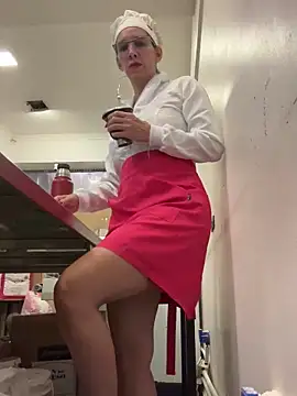 Gatitacarlita online show from 12-23-24, 03:23