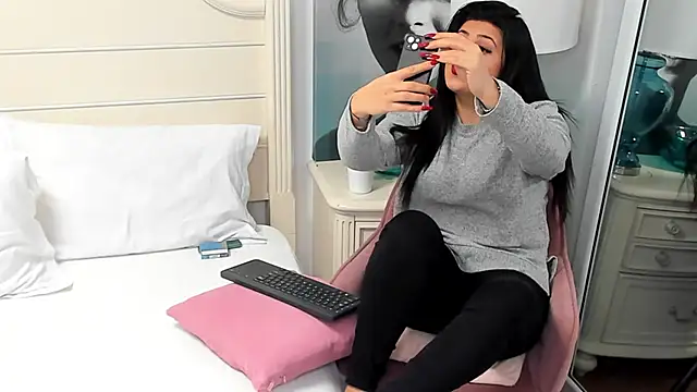 Heidix online show from 01-27-25, 03:58