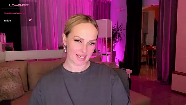 Snapshot of Libby_Nora chatting on 12-04-24, 05:44 Libby Nora online show from 12-04-24, 05:44