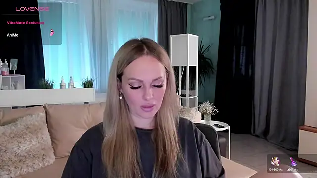 Snapshot of Libby_Nora chatting on 01-14-25, 09:35 Libby Nora online show from 01-14-25, 09:35