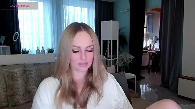 Snapshot of Libby_Nora chatting on 01-29-25, 10:58 Libby Nora online show from 01-29-25, 10:58