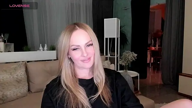 Snapshot of Libby_Nora chatting on 02-10-25, 04:04 Libby Nora online show from 02-10-25, 04:04