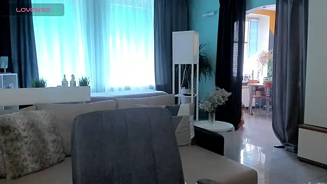 Snapshot of Libby_Nora chatting on 02-13-25, 10:23 Libby Nora online show from 02-13-25, 10:23