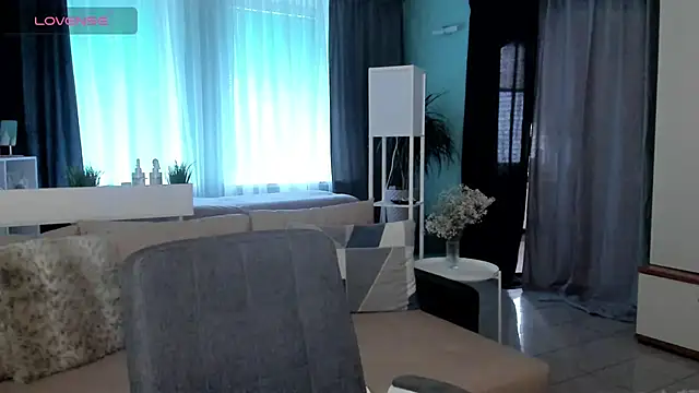 Snapshot of Libby_Nora chatting on 02-13-25, 01:37 Libby Nora online show from 02-13-25, 01:37