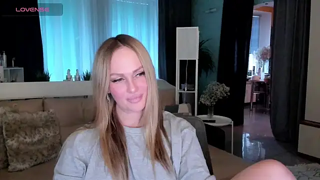 Snapshot of Libby_Nora chatting on 02-22-25, 03:03 Libby Nora online show from 02-22-25, 03:03