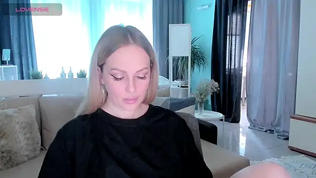 Snapshot of Libby_Nora chatting on 02-24-25, 08:17 Libby Nora online show from 02-24-25, 08:17