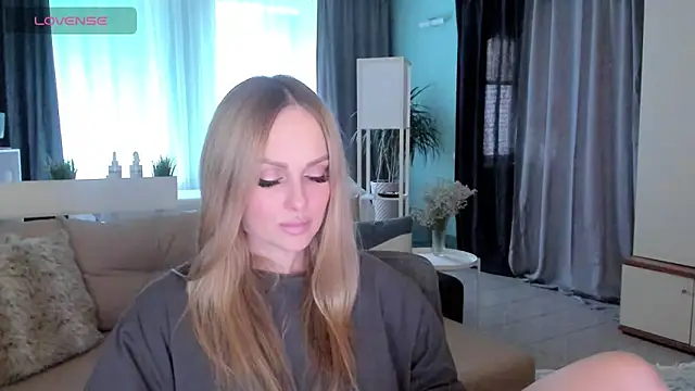 Snapshot of Libby_Nora chatting on 03-01-25, 11:06 Libby Nora online show from 03-01-25, 11:06