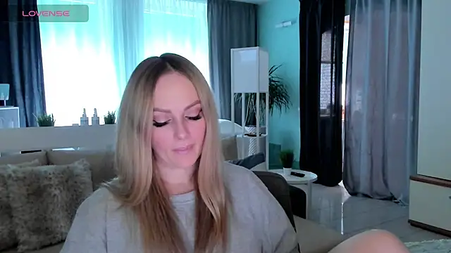 Snapshot of Libby_Nora chatting on 03-03-25, 09:44 Libby Nora online show from 03-03-25, 09:44