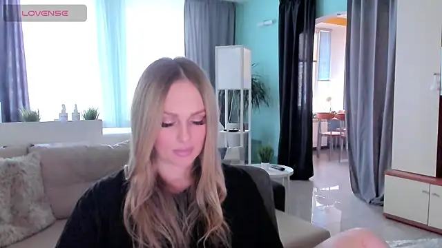 Snapshot of Libby_Nora chatting on 03-11-25, 11:55 Libby Nora online show from 03-11-25, 11:55