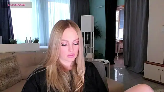 Snapshot of Libby_Nora chatting on 03-13-25, 02:23 Libby Nora online show from 03-13-25, 02:23