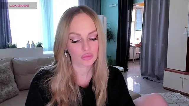 Snapshot of Libby_Nora chatting on 03-14-25, 08:42 Libby Nora online show from 03-14-25, 08:42