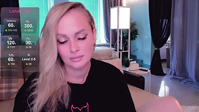 Snapshot of Libby_Nora chatting on 09-08-25, 02:27 Libby Nora online show from 09-08-25, 02:27