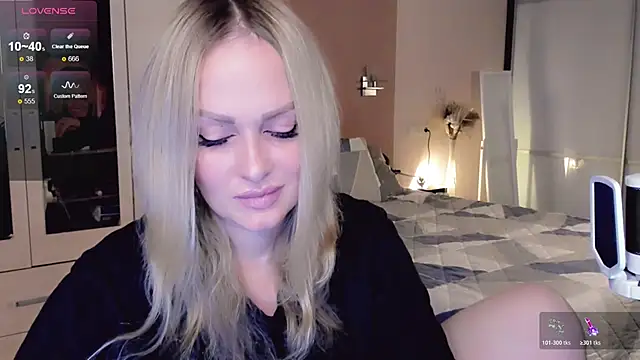 Snapshot of Libby_Nora chatting on 10-26-25, 10:43 Libby Nora online show from 10-26-25, 10:43