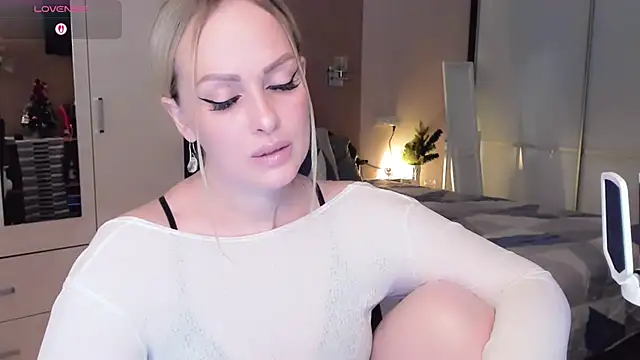 Libby Nora online show from 12-22-25, 11:51