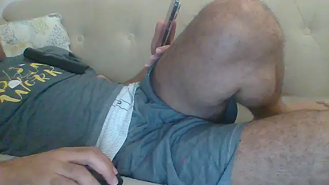 Snapshot of egyman2017 chatting on 09-12-25, 05:02 egyman2017 online show from 09-12-25, 05:02