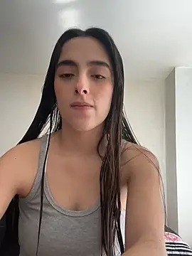 Snapshot of swrennn19 chatting on 01-22-25, 06:31 swrennn19 online show from 01-22-25, 06:31