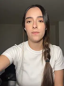 Snapshot of swrennn19 chatting on 02-04-25, 12:08 swrennn19 online show from 02-04-25, 12:08