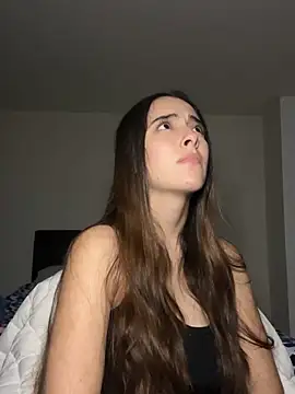 Snapshot of swrennn19 chatting on 02-21-25, 12:05 swrennn19 online show from 02-21-25, 12:05