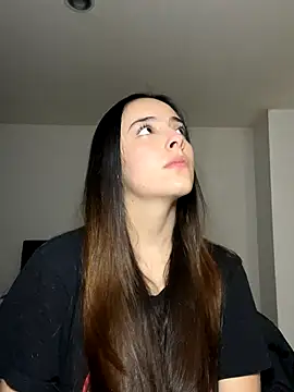 Snapshot of swrennn19 chatting on 09-20-25, 03:35 swrennn19 online show from 09-20-25, 03:35