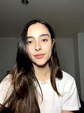 Snapshot of swrennn19 chatting on 10-01-25, 12:05 swrennn19 online show from 10-01-25, 12:05