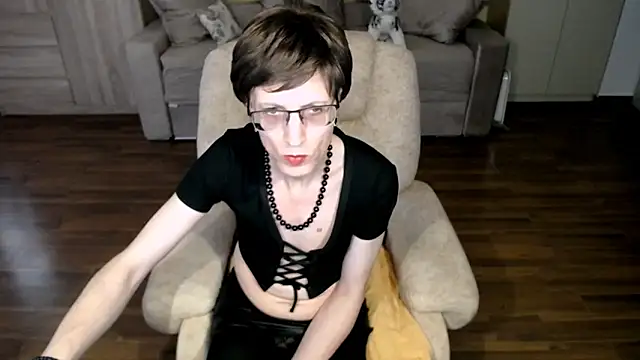 clementine online show from 04-17-26, 10:51