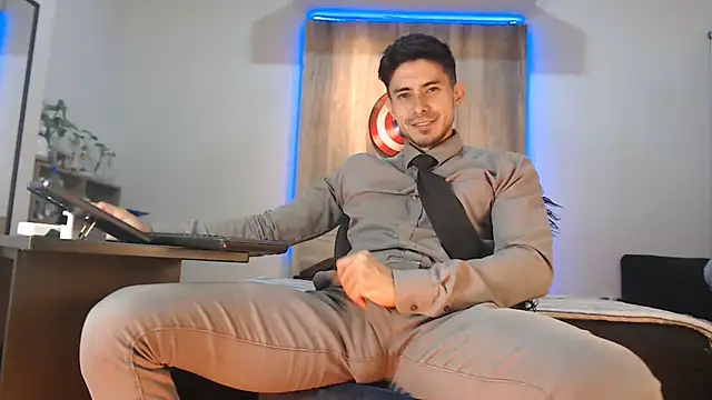 Snapshot of Andrew_4_ chatting on 11-04-25, 03:27 Andrew 4 online show from 11-04-25, 03:27