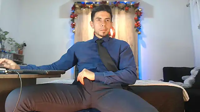 Andrew 4  online show from 12-14-25, 06:19