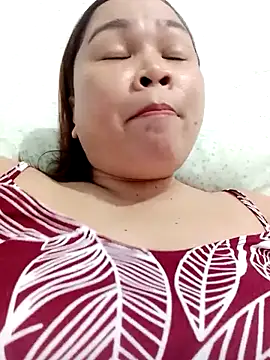 XXLorie 02 online show from 02-04-26, 02:12