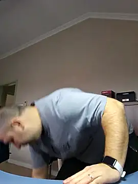 Snapshot of Andrew1900529 chatting on 11-28-25, 08:06 Andrew1900529 online show from 11-28-25, 08:06