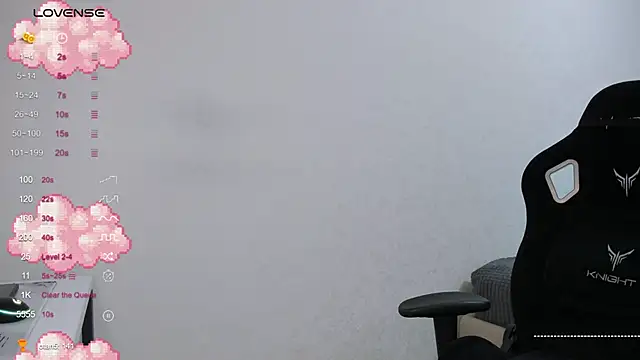 SkyqueenI online show from 03-18-25, 08:47