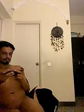 Snapshot of Talha266 chatting on 10-27-25, 10:14 Talha266 online show from 10-27-25, 10:14