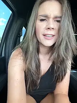 MaggyMayI online show from 10-01-25, 04:13