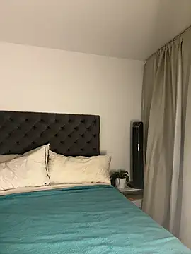 kamivolkano online show from 09-23-25, 11:52